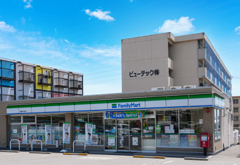 ファミリーマート 武豊町大足店